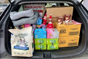 Santa Paws Nashville Holiday Pet Food and Supply Drive- Generous donations from Baxter Bailey & Company and Southeast Pet